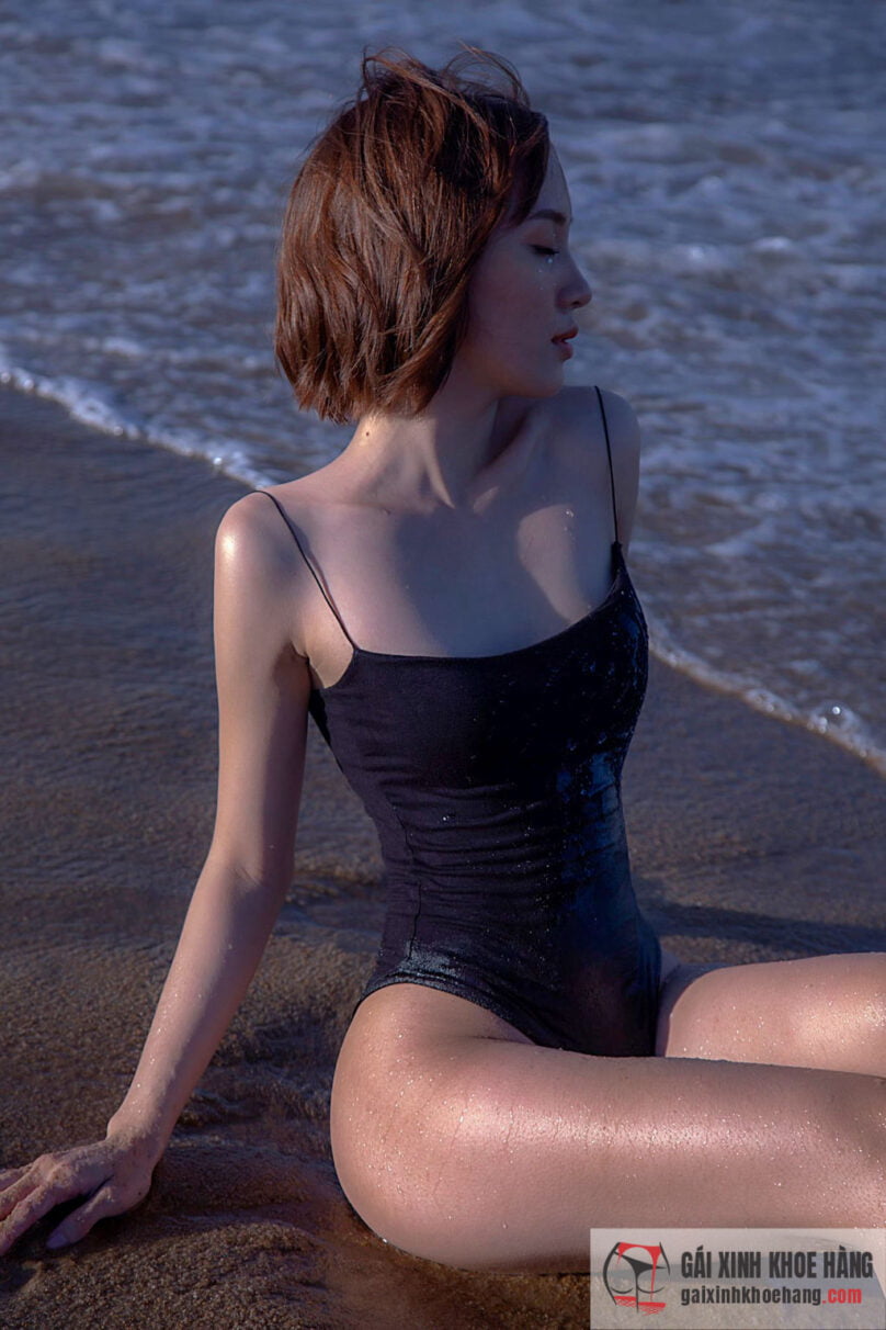 Hot girl Hà thành Kelly Ý Như xinh đẹp nóng bỏng khiến cộng đồng mạng đứng ngồi không yên