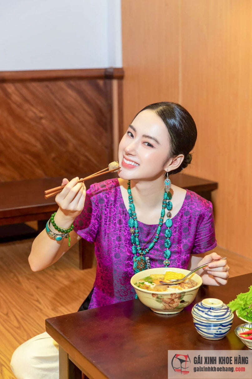 Sau nhiều năm ăn chay niệm phật, Angela Phương Trinh muốn sinh con cho Cao Thái Sơn