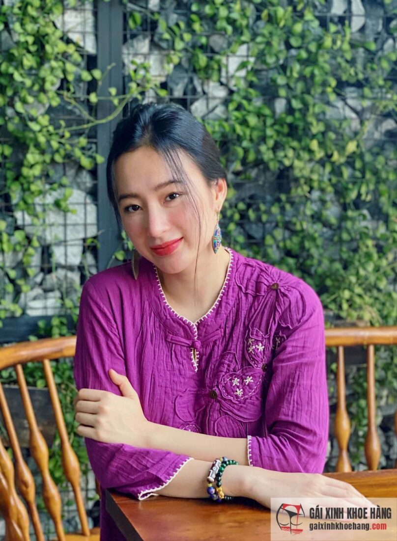 Cùng xem những hình ảnh của Angela Phương Trinh
