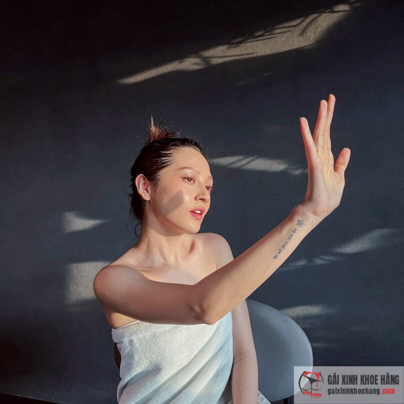 Cùng ngắm loạt ảnh sexy cá tính của Bảo Anh