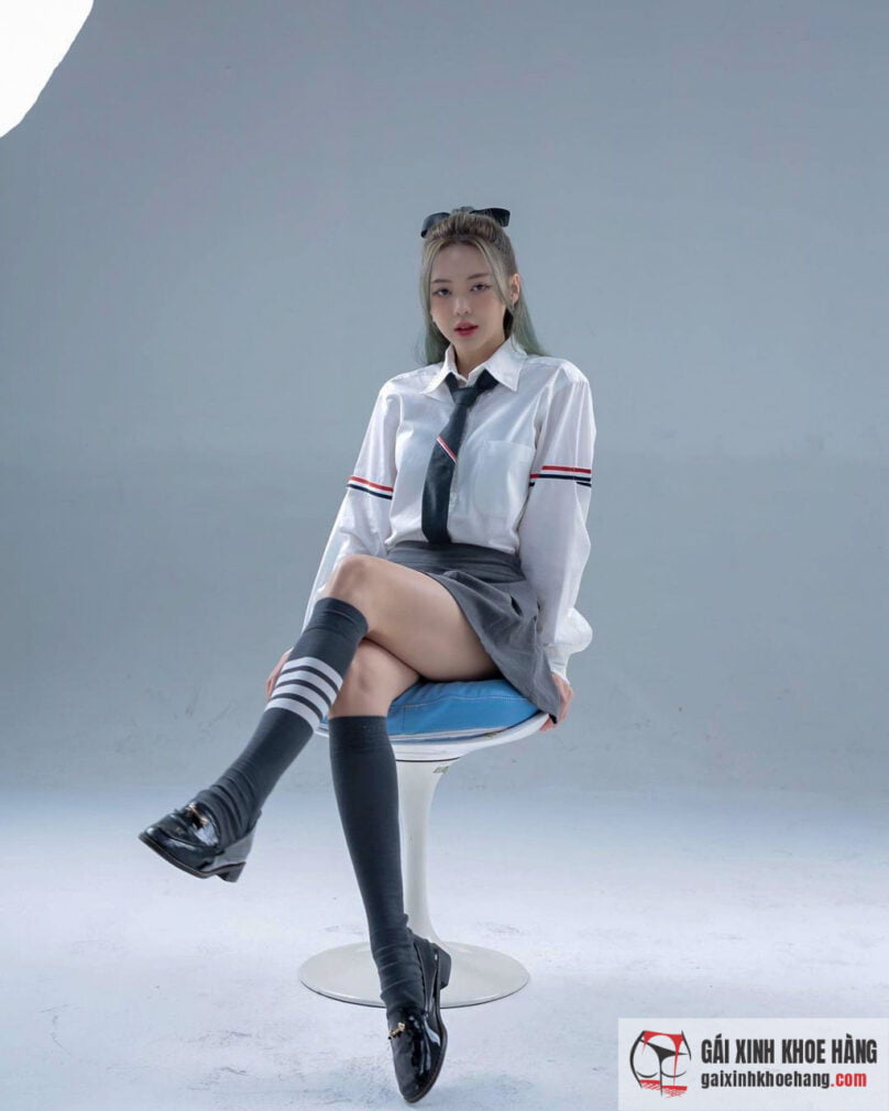 Cùng ngắm nhìn loạt ảnh sexy nóng bỏng của ca sĩ Liz Kim Cương