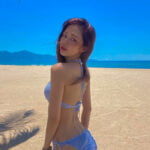 Ca sĩ Liz Kim Cương mặc bikini cực nóng bỏng