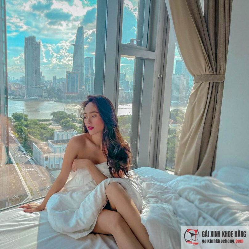 Cùng ngắm loạt ảnh sexy đến nghẹt thở của Minh Hằng