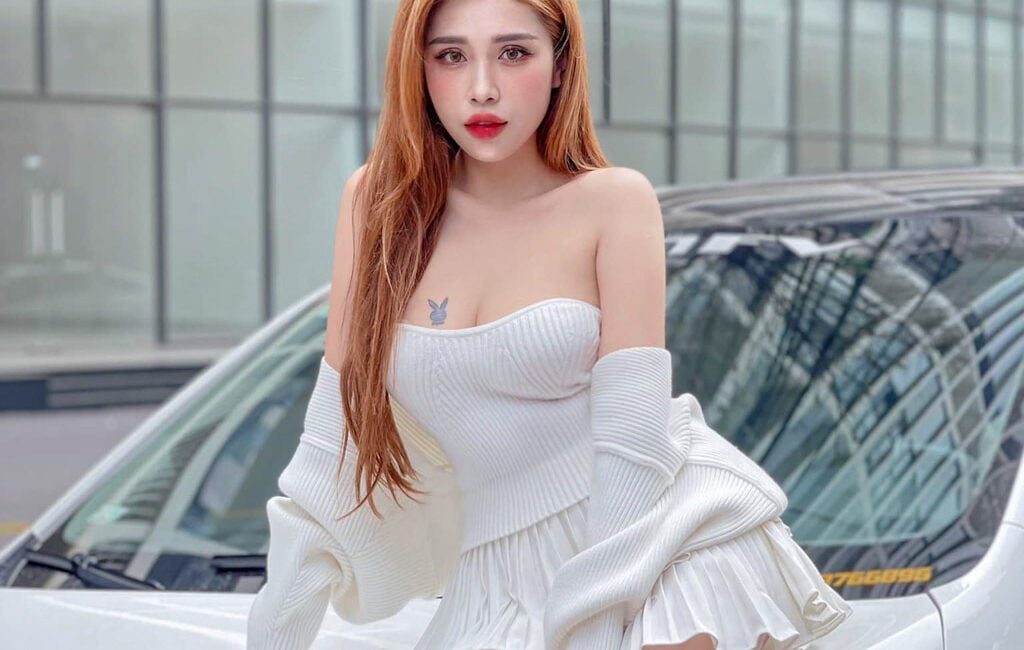 Cùng ngắm nhìn những hình ảnh sexy nóng bỏng của Pinky Bảo Trân