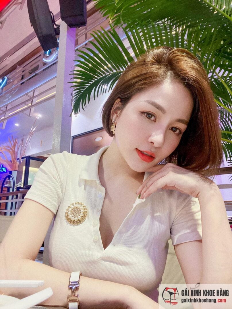 Cùng ngắm nhìn loạt ảnh sexy của hot girl Trâm Anh