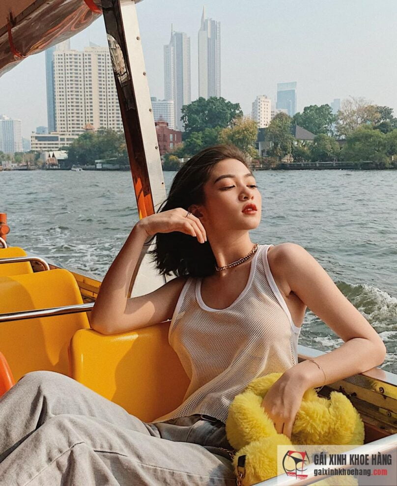 Cùng ngắm nhìn loạt ảnh sexy của Bảo Ngọc