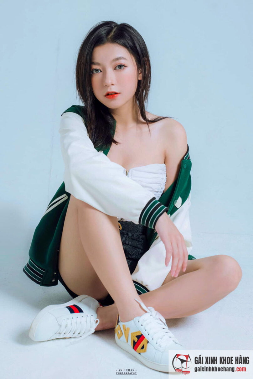 Cùng ngắm thêm những hình ảnh sexy của Trang Lucy