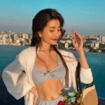 Võ Ngọc Trân - Hot girl 10X sở hữu vòng eo nhỏ đến khó tin