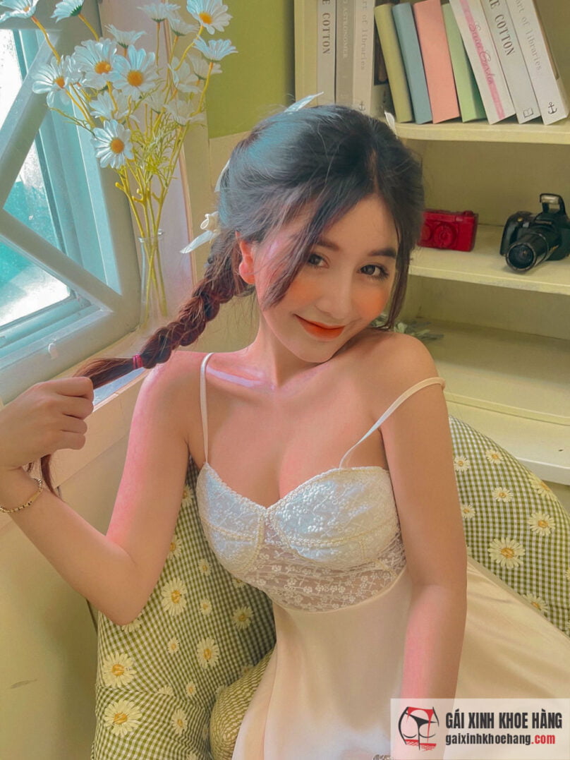 Ngắm nhìn những hình ảnh sexy gợi cảm của Võ Ngọc Trân