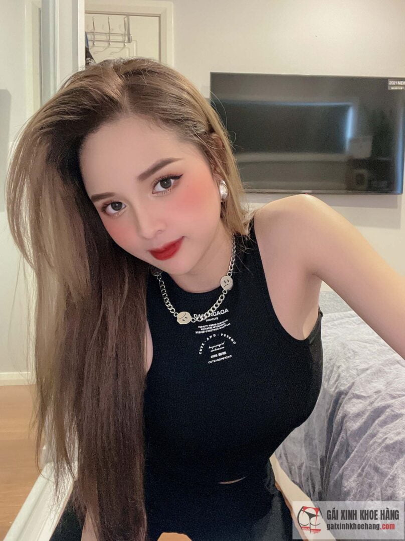 Cùng ngắm loạt ảnh đẹp rạng ngời của Aley Nguyễn