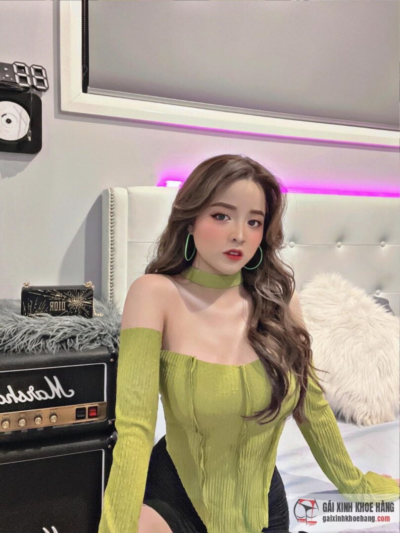 Cùng ngắm loạt ảnh đẹp rạng ngời của Aley Nguyễn