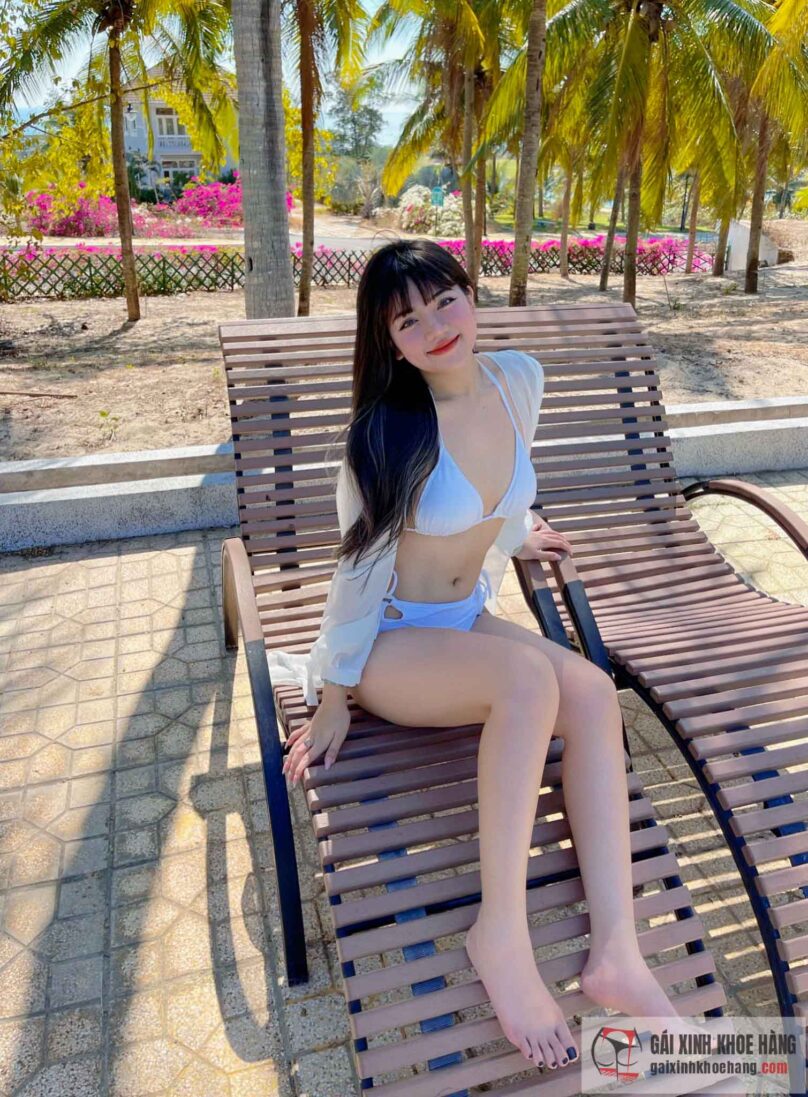 Hậu chia tay Khói, Bảo Hân Helia ghi điểm với nhan sắc ngọt ngào