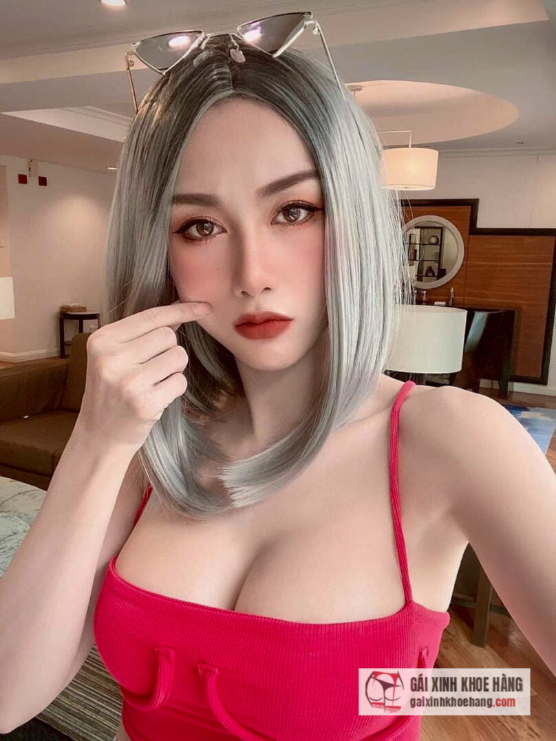 Cùng xem loạt ảnh sexy gợi cảm của DJ Quỳnh Nhi!