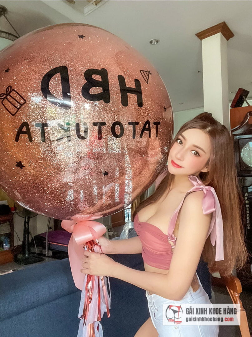 Người mẫu Tatotukta với vẻ đẹp nóng bỏng khó cưỡng lại