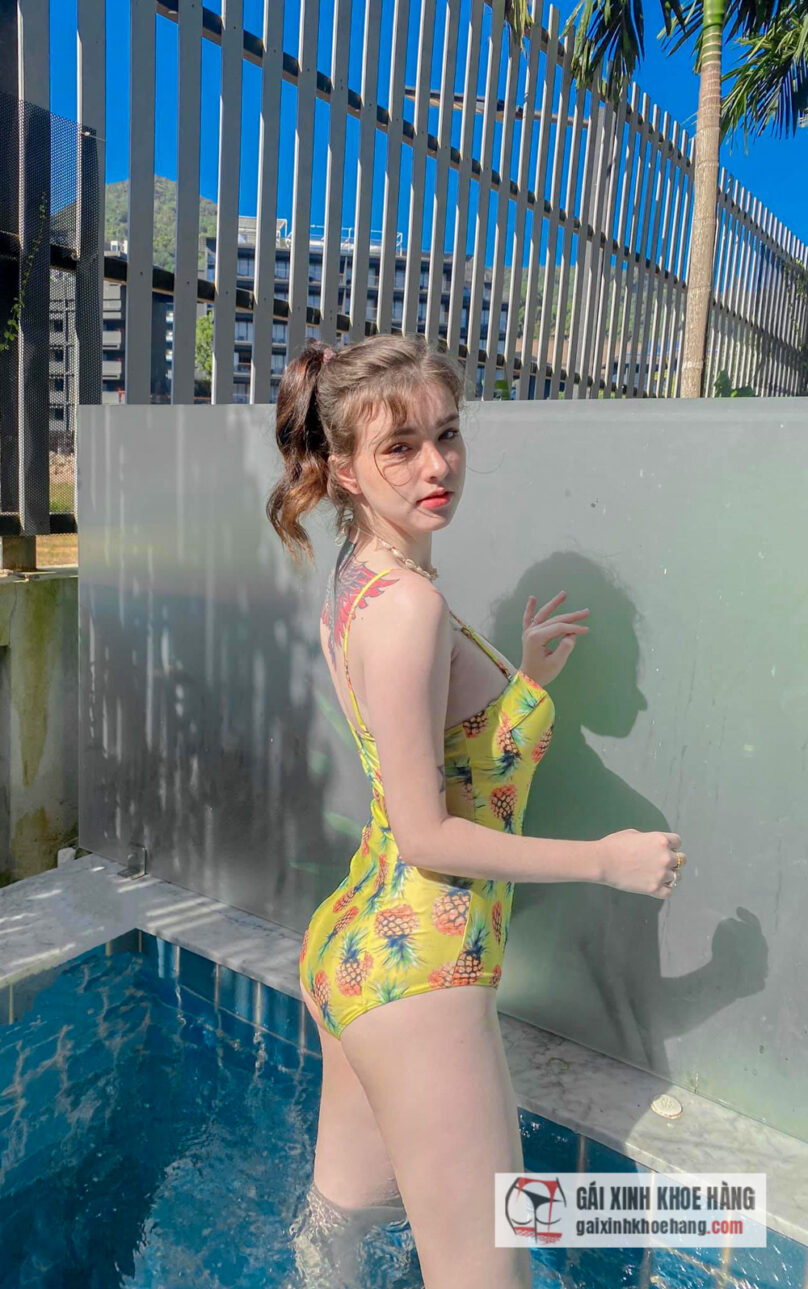 “Nữ Thần thoát tục Thái Lan” Jessie Vard với thân hình gợi cảm