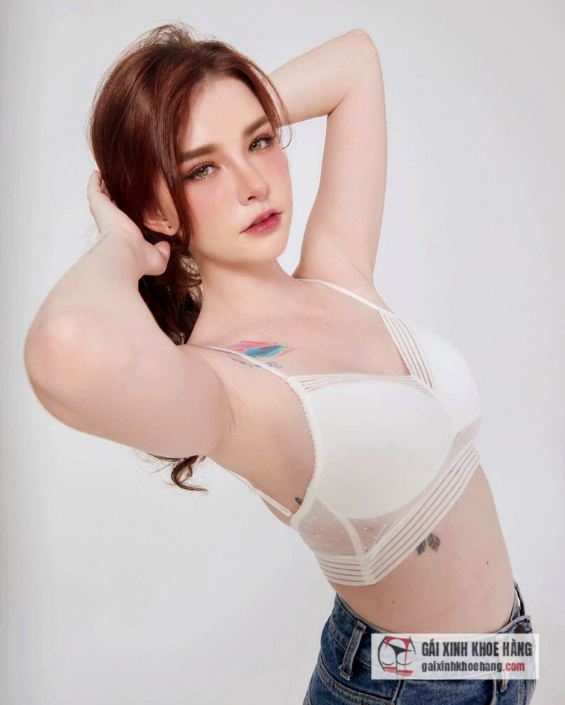 Cùng xem những hình ảnh xinh đẹp tựa thiên thần của Jessie Vard