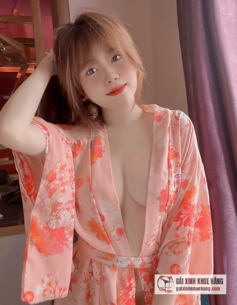 Cùng ngắm loạt ảnh nóng bỏng của hot girl Thanh Thủy!