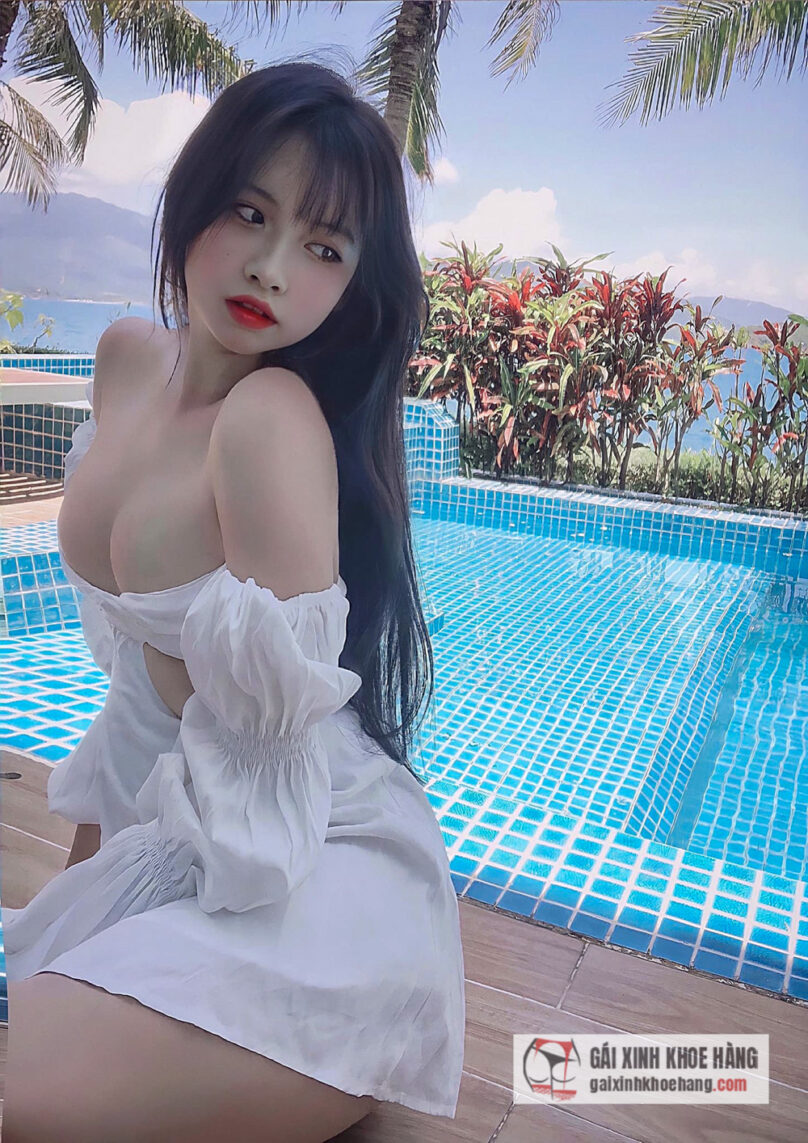 Tiktoker Trương Khả Di với thân hình nóng bỏng quyến rũ “vạn người mê”
