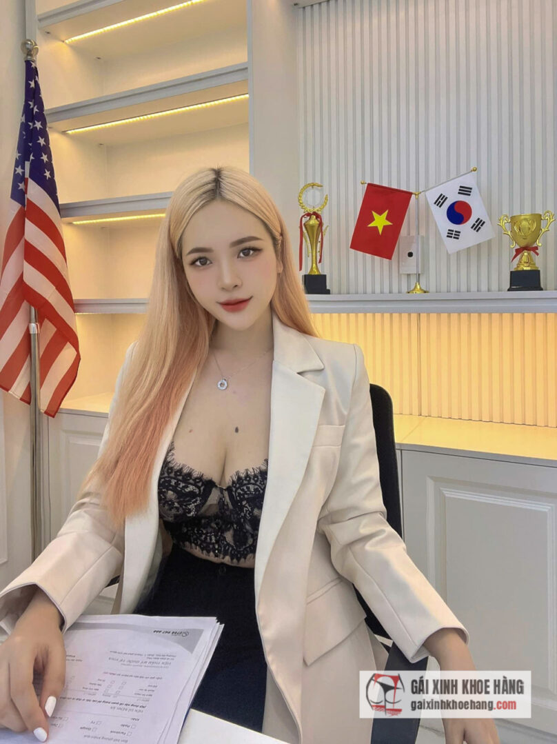 Hot girl Thanh Huyền nóng bỏng trong loạt ảnh bikini