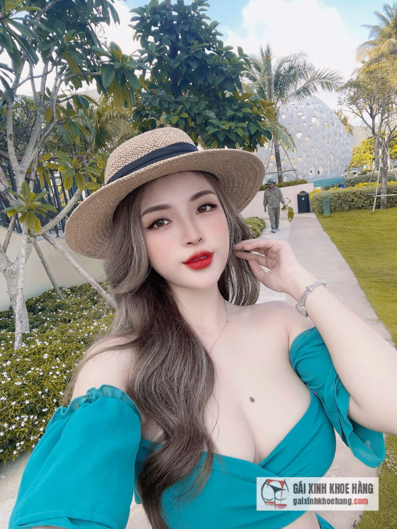 Hot girl Thanh Huyền nóng bỏng trong loạt ảnh bikini