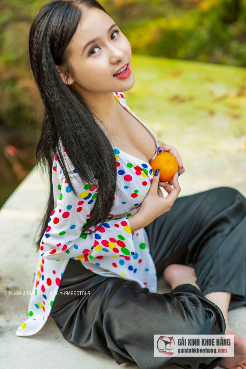 Thanh Tâm người mẫu 2k3 với phong cách sexy nóng bỏng