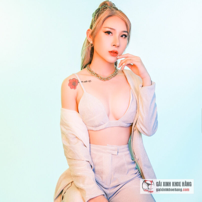 Vẻ đẹp ngọt ngào quyến rũ của diễn viên DJ Tina Thảo