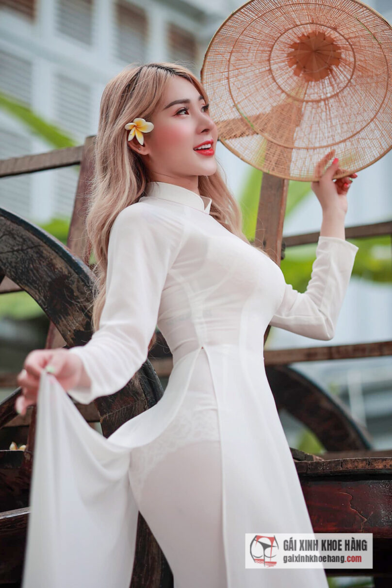 Cùng xem loạt ảnh xinh đẹp của diễn viên Tina Thảo!