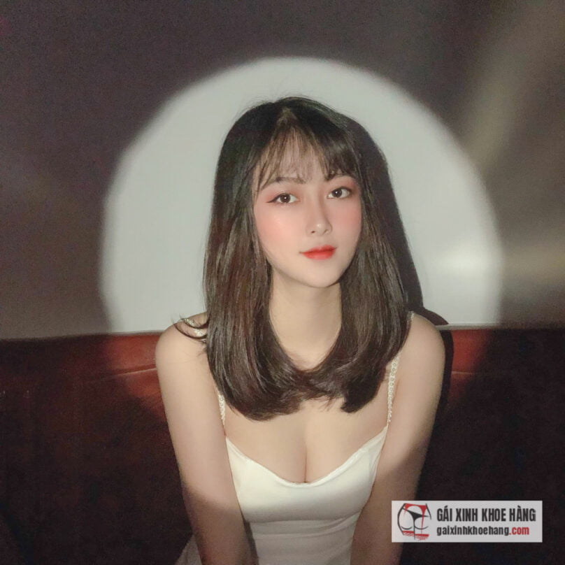 Cùng xem loạt ảnh nóng bỏng của người mẫu trẻ Trà My!