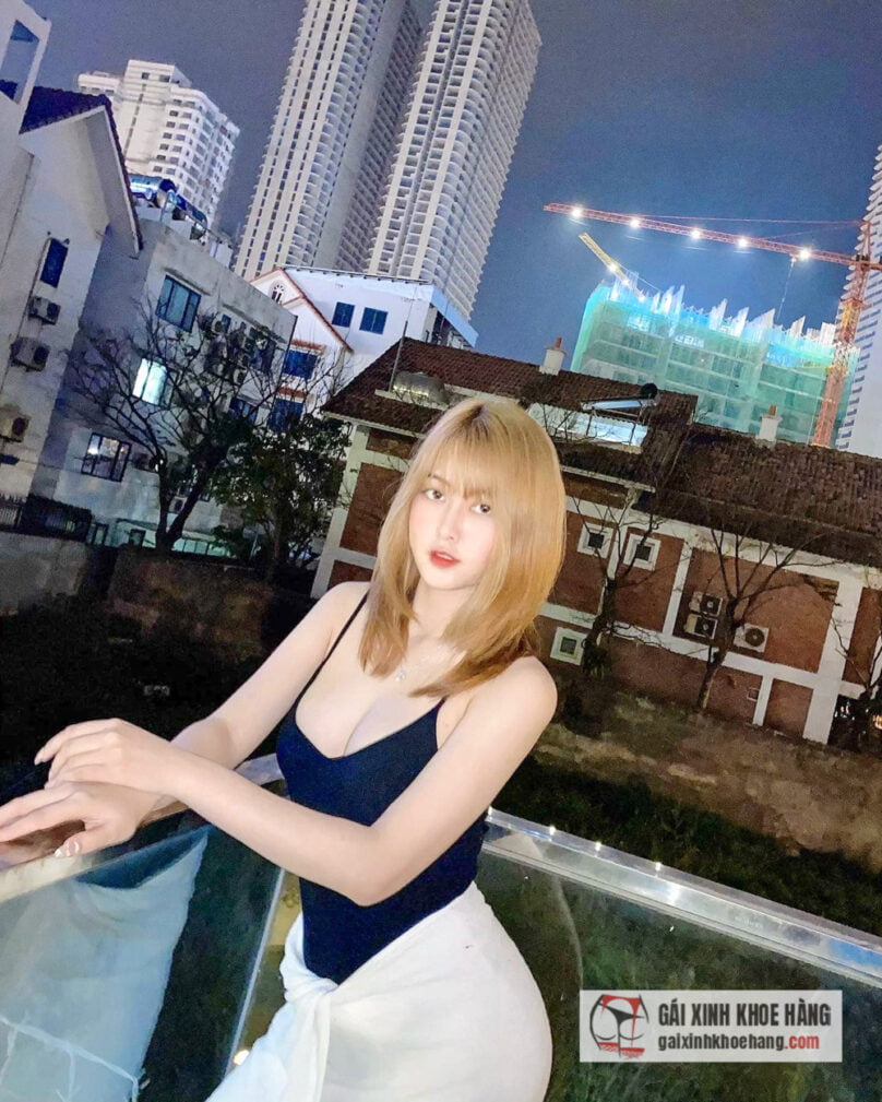 Cùng xem loạt ảnh nóng bỏng của người mẫu trẻ Trà My!