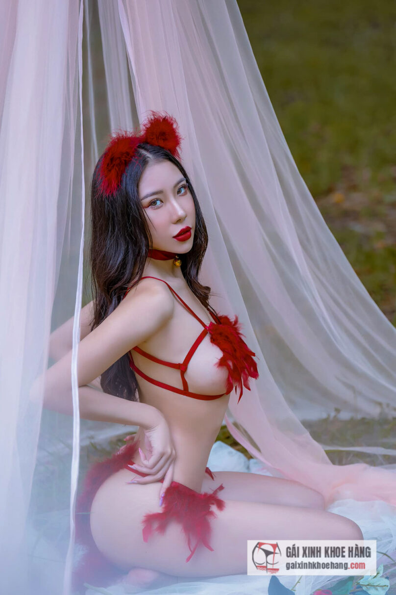 Cùng xem loạt ảnh sexy gợi cảm của người mẫu Phạm Ngọc Yến!