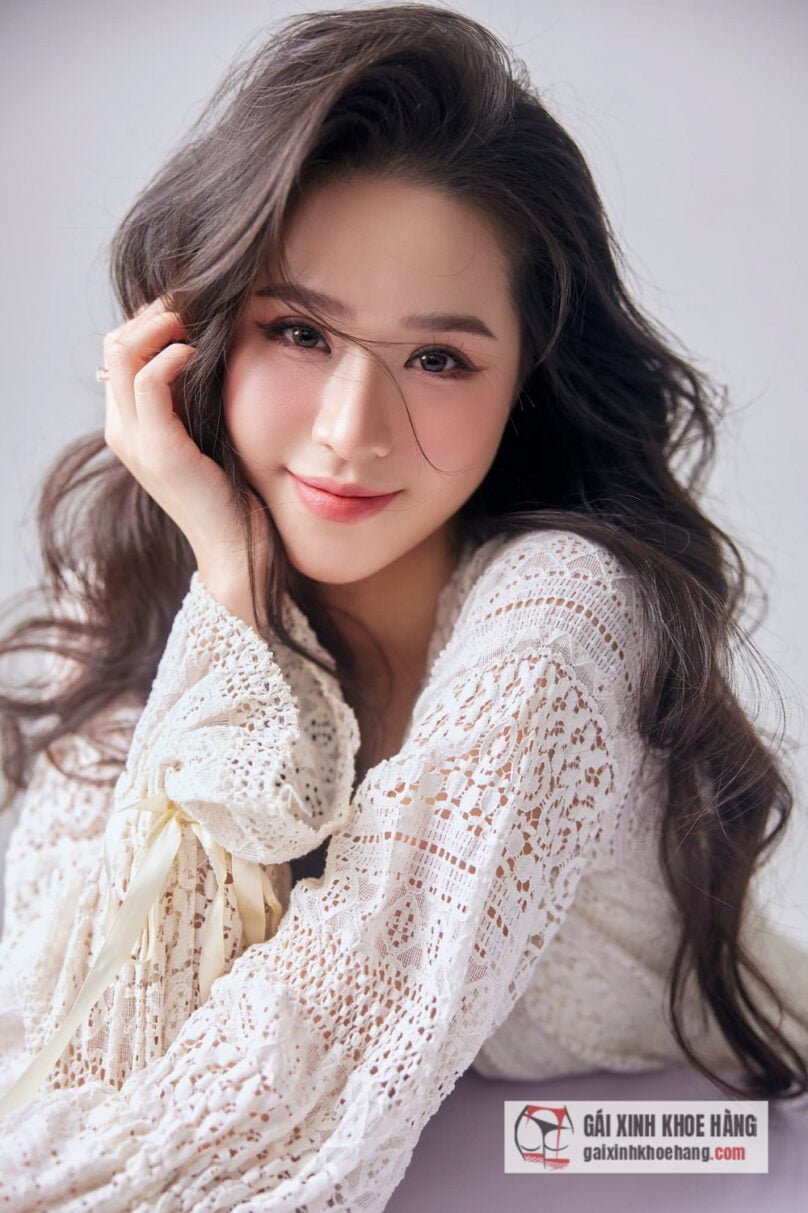 Cùng xem loạt ảnh nóng bỏng của hot girl MC Bảo Châu!