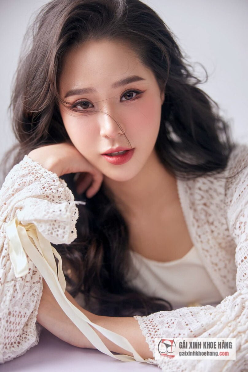 Cùng xem loạt ảnh nóng bỏng của hot girl MC Bảo Châu!