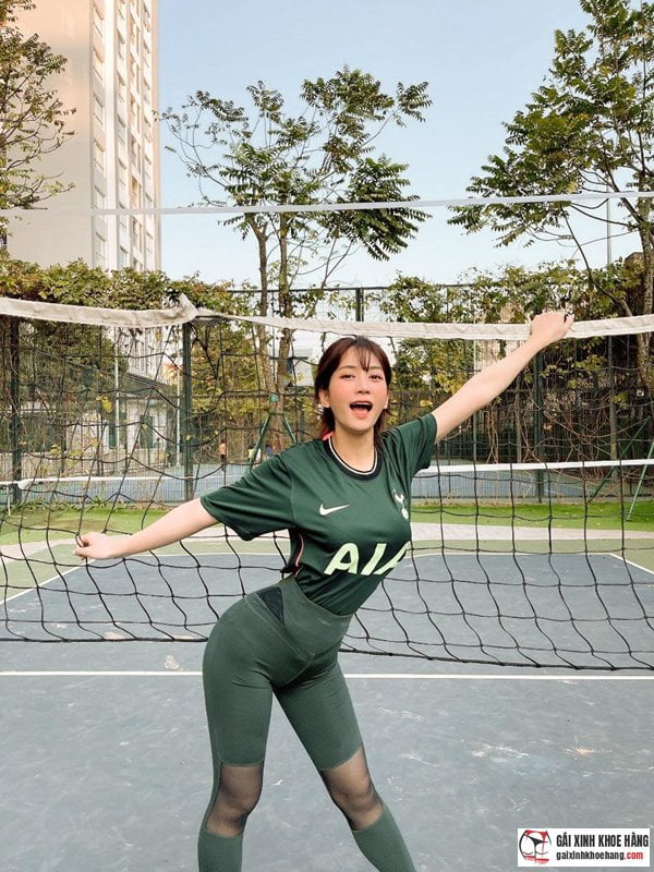Nàng Lê Bống sexy tuyệt đẹp