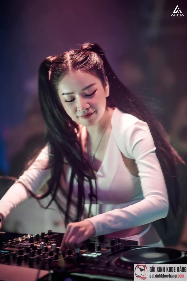 dj mie sexy gợi cảm nhất