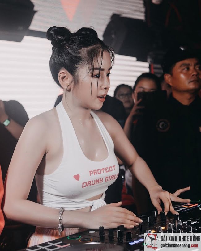 dj mie sexy hấp dẫn