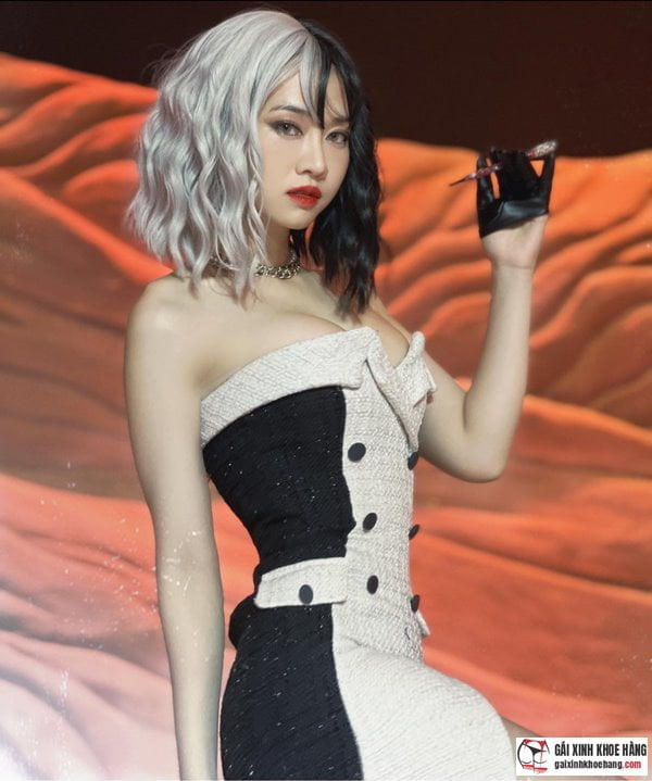Hình ảnh hot tiktoker Lê Bống sexy cực đã