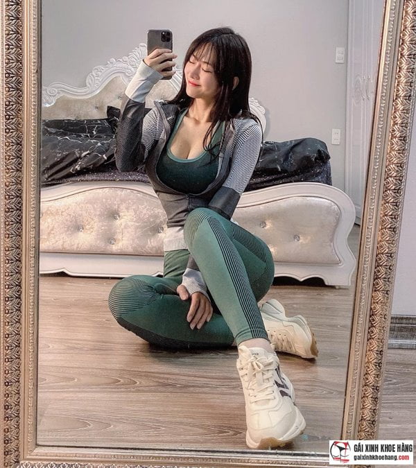 Hot girl Lê Bống sexy cực đã