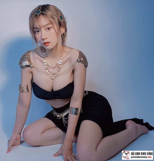 Hot girl Lê Bống sexy