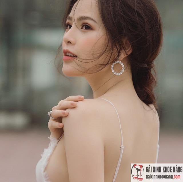 ảnh phi huyền trang sexy gợi cảm