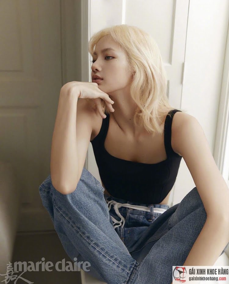 bức ảnh lisa ngầu quyến rũ