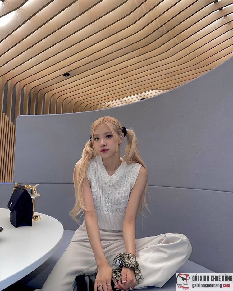 bức ảnh rosé blackpink cute cực xinh