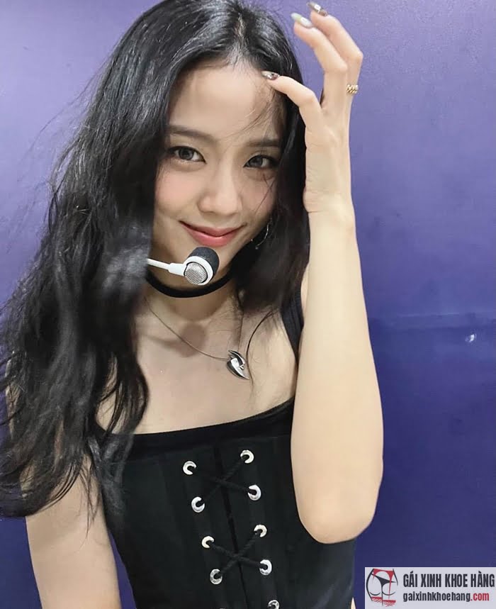 hình ảnh jisoo dễ thương hấp dẫn