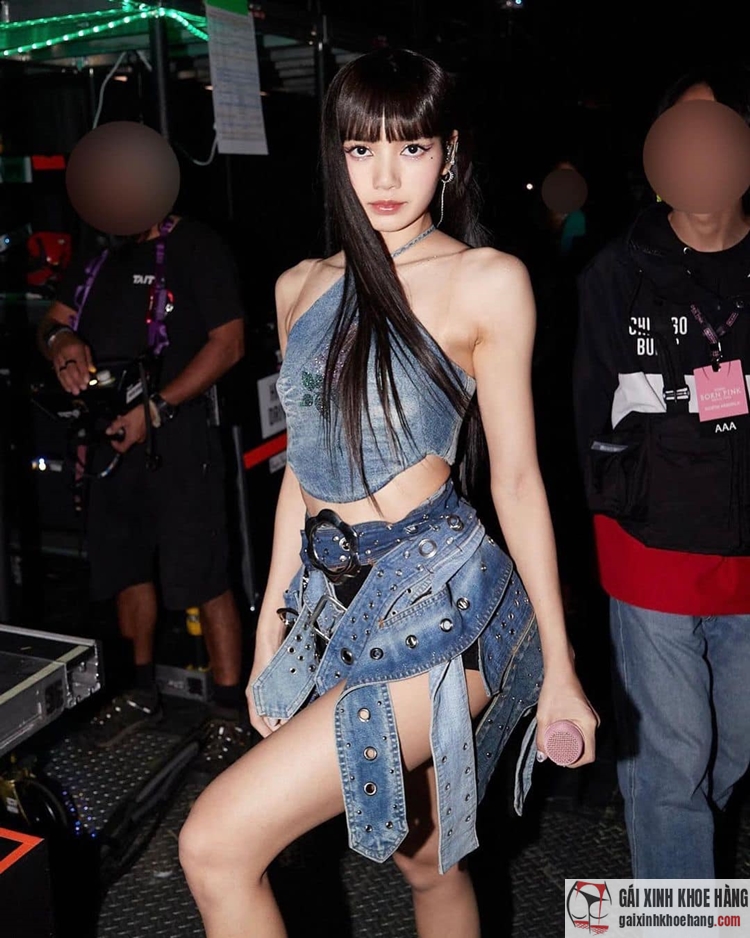 hình ảnh lisa ngầu gợi cảm nhất