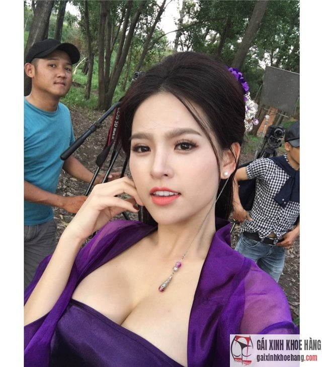 hình ảnh phi huyền trang sexy