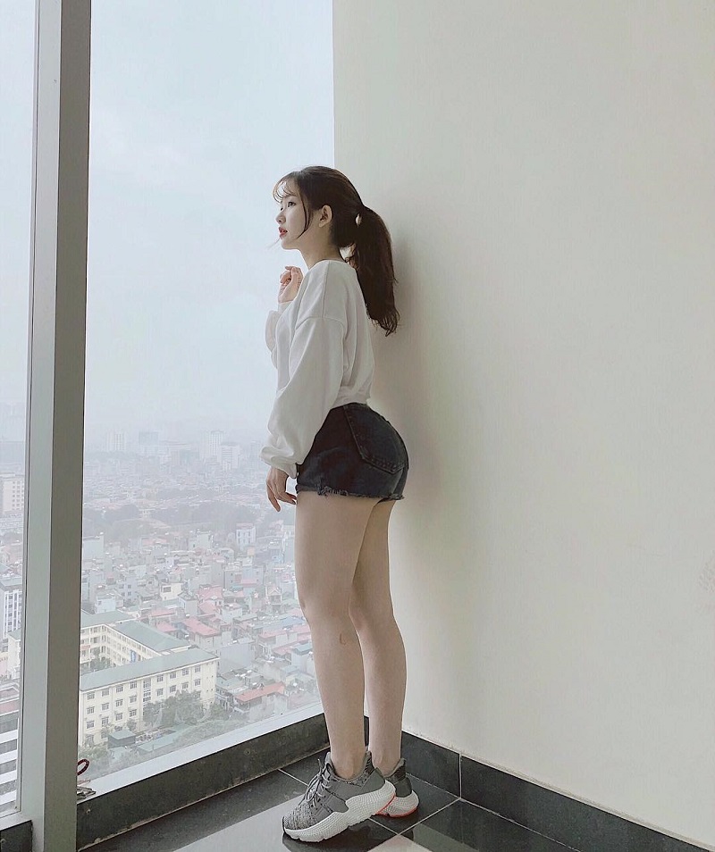 Sở hữu trang cá nhân Instagram với hơn 300.000 người theo dõi, Facebook hơn 200.000 người theo dõi, Thùy Trang là một KOL có sức ảnh hưởng lớn trong giới trẻ.