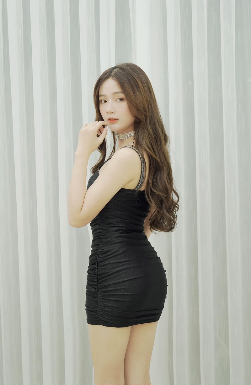  Lan Hương khoe dáng cực đẹp