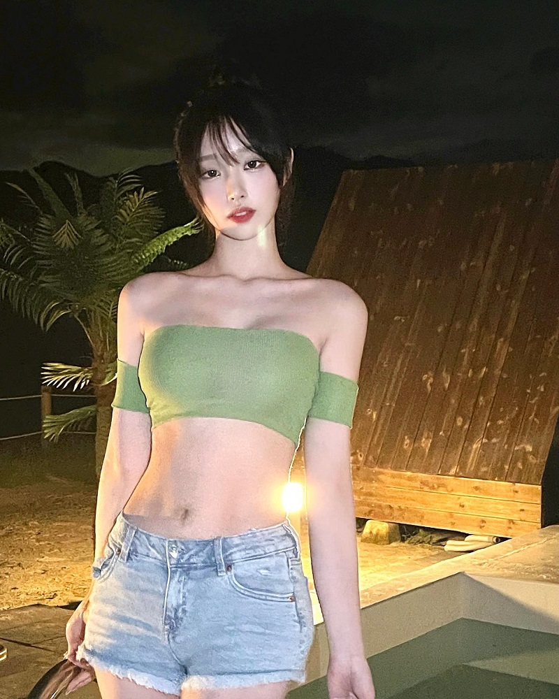Hot Girl Han Kyung ngực khủng4