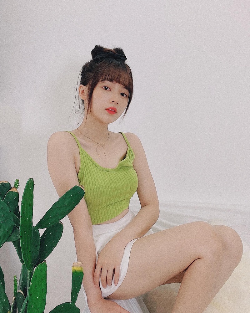  Lan Hương khoe dáng cực đẹp