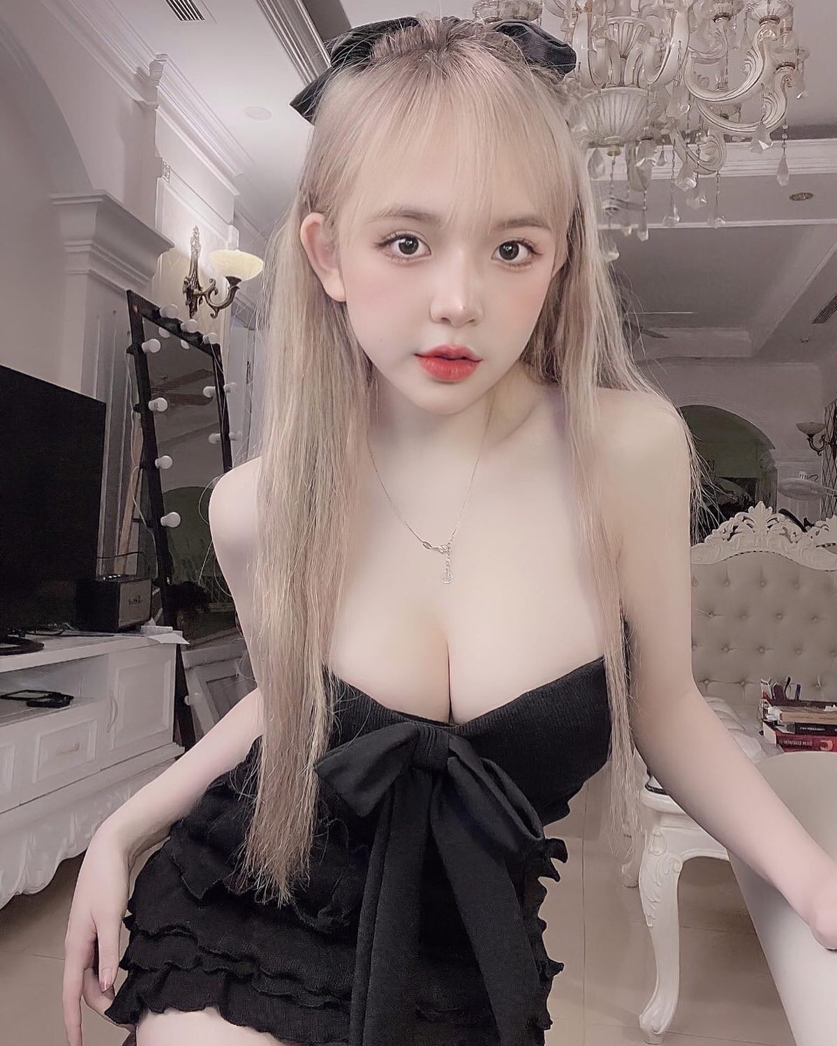 Trần Huyền Châu quyến rũ2