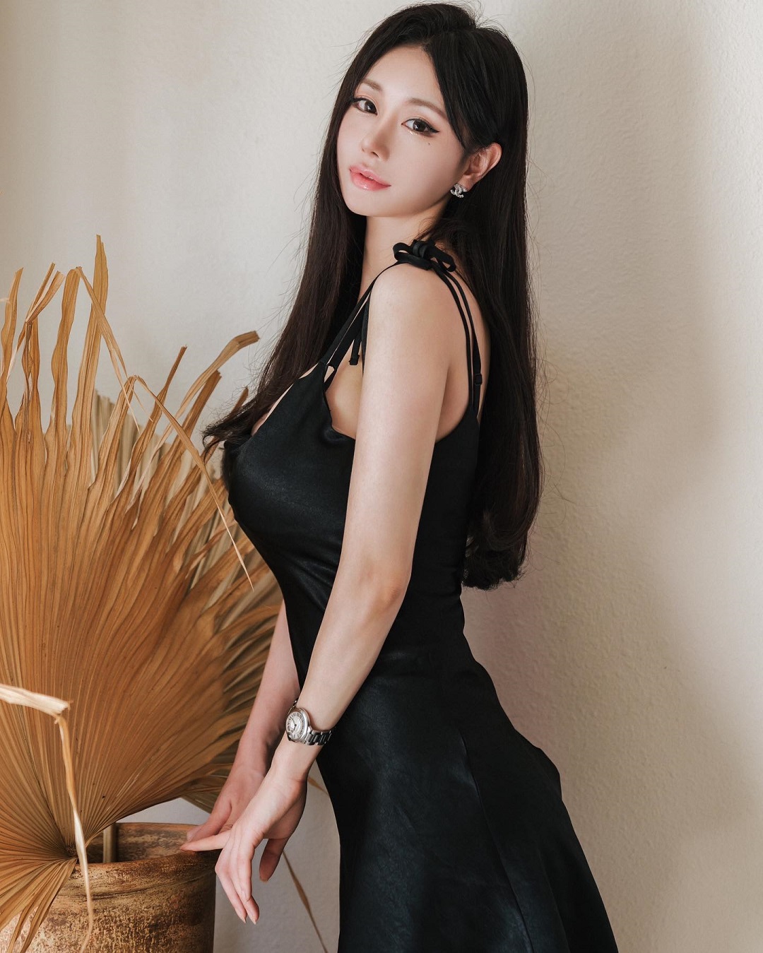 Candy Seul khoe vòng 1 cực khủng6
